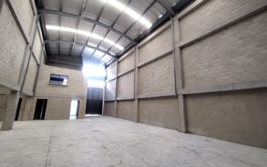 Arriendo bodega en La Estrella