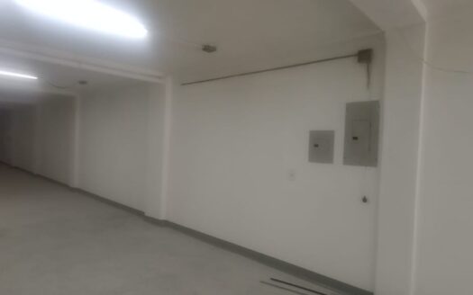 BODEGA VENTA MEDELLIN 185.6 M2