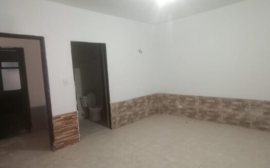 CASA COMERCIAL ARRIENDO MEDELLIN 327M2