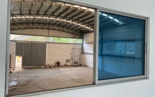 Arriendo bodega en La Estrella