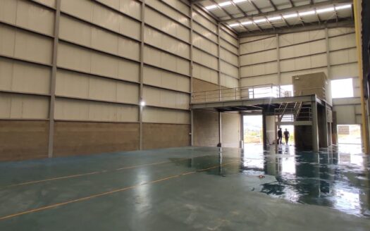 Venta de bodega en Copacabana