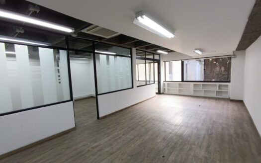 Arriendo local en Itagui, barrio Capicentro