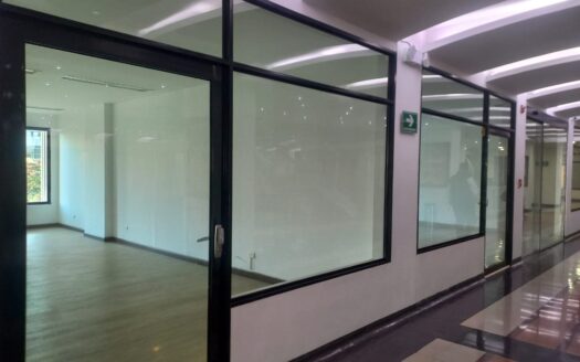 Arriendo local en Poblado, Medellín