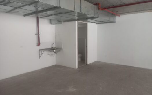 Arriendo local en Bello barrio Niquia