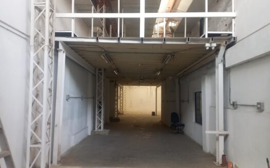 Arriendo bodega en Campo Valdes