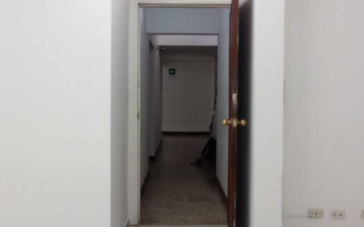 Arrienda Oficina en Patio Bonito, Medellín