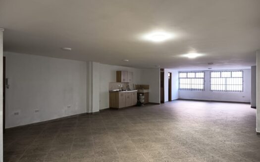 Arriendo bodega en Belén, Medellín.