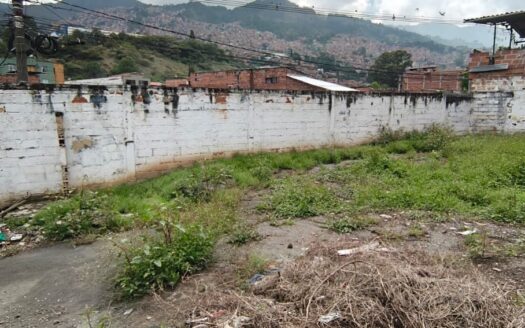 Terreno en Medellín, Caicedo