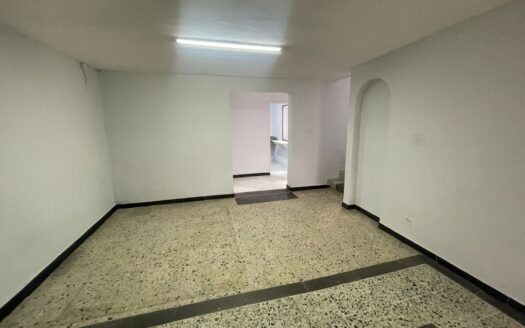 Alquila Casa-local en Conquistadores, Medellín
