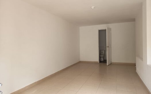 Alquila Casa-local en Medellín, Barrio Simón Bolívar